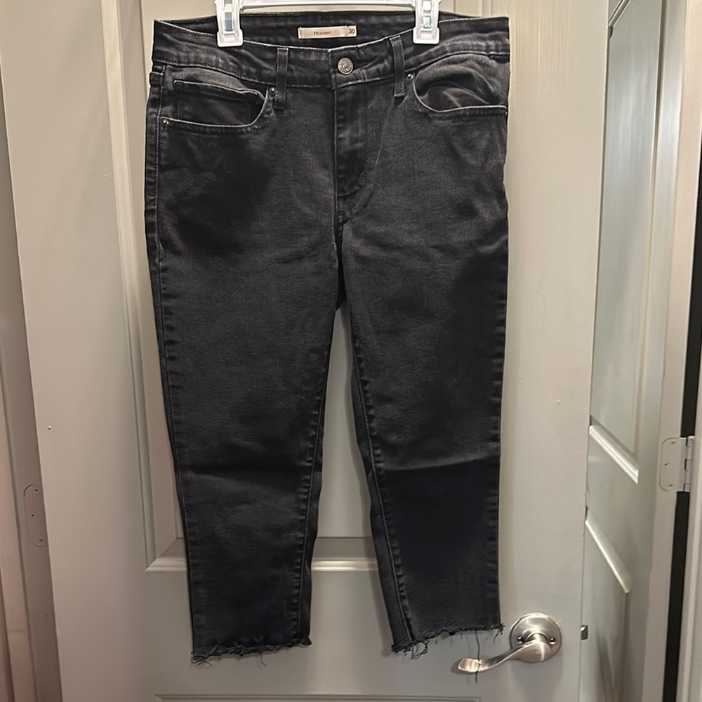 Levi’s 711 Black Modified Skinny Jeans Pre-owned